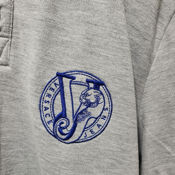 Versace shirt - Picture 3 of 4